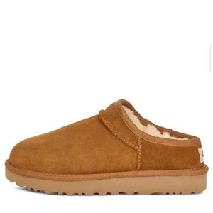 UGG Classic Slippers Chestnut Size 10